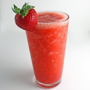 Yummy-and-Easy-Strawberry-Smoothie.jpg