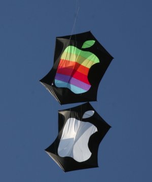 Apple Kites.jpg