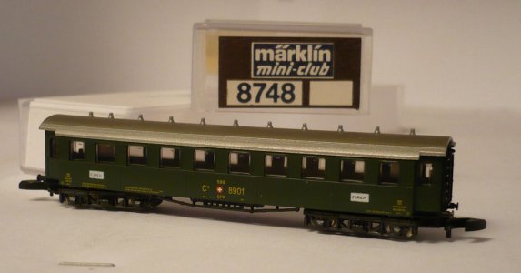 8748 - Voiture CFF 3Cl (1).jpg