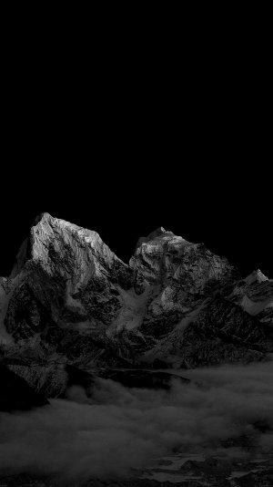 Mountail Range (black & white).jpg