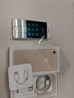 iPhone 0a.jpg iPhone 0a.jpg