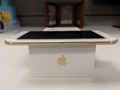 iPhone 1.jpg iPhone 1.jpg