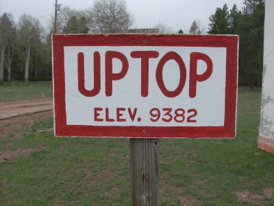 Uptop_Elev._9382.jpg