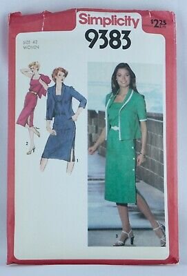 Sewing-Pattern-Simplicity-9383-Woman-Side-Button-Slim.jpg