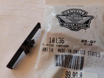 10136-harley-davidson-t-stud-anchor-10136-harley-davidson-t-stud-anchor-10136-800x600.jpg